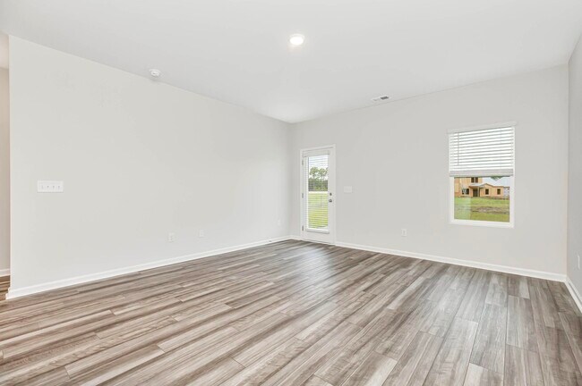 Building Photo - 1129 Boswell Ct