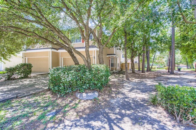 Building Photo - 17519 Bering Bridge Ln