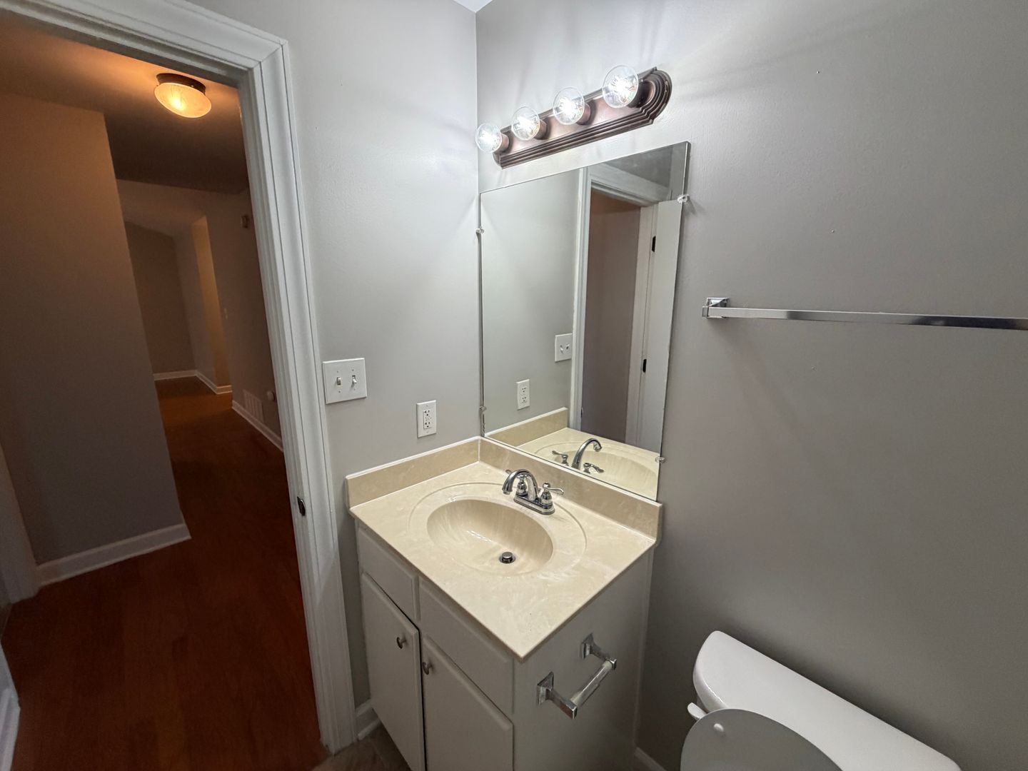 Building Photo - 8898 Rasco Hills Cove