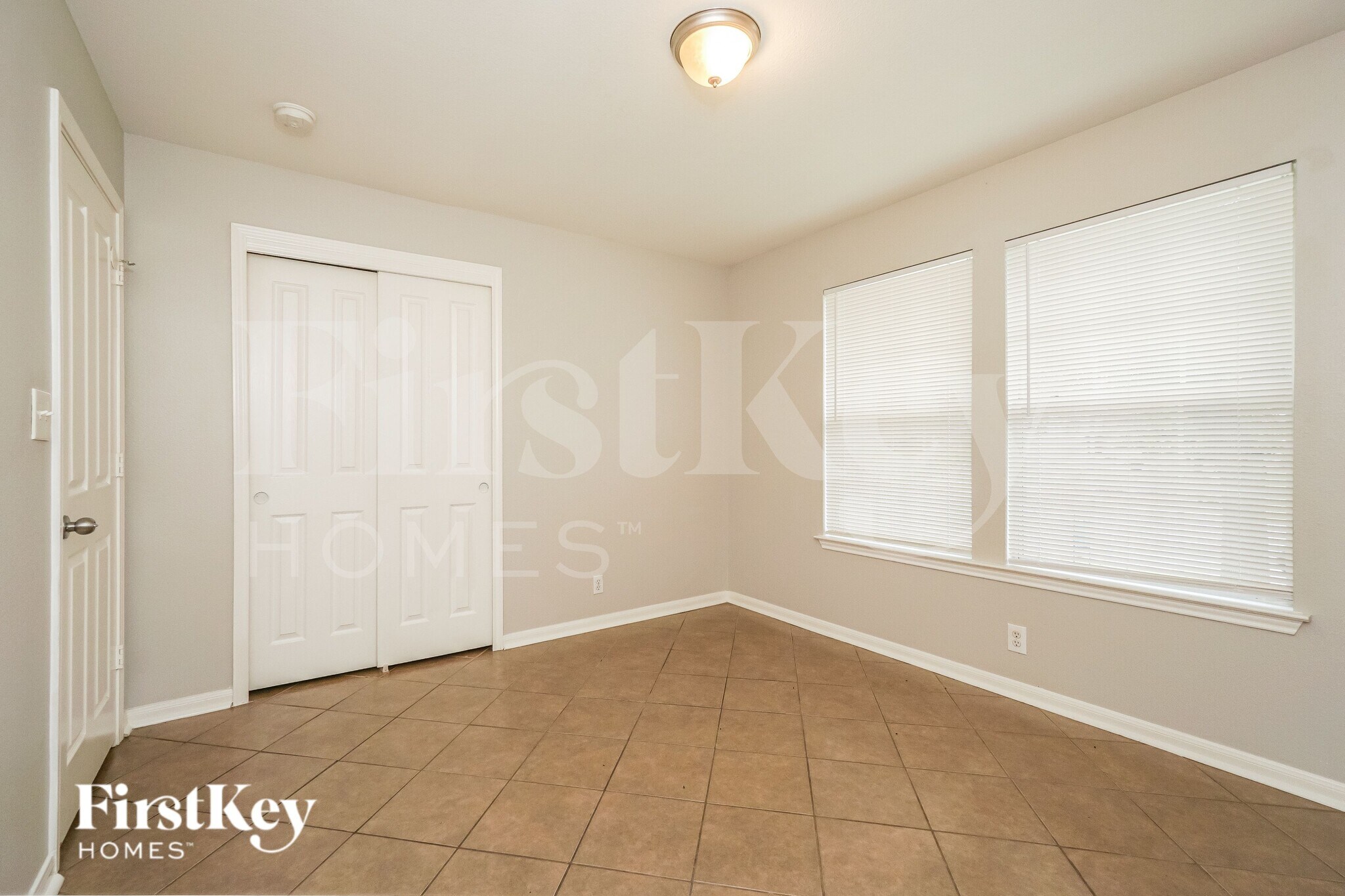 Building Photo - 1010 Magnolia Bend