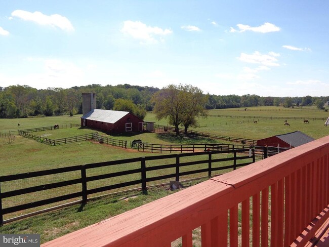 Building Photo - 9839 Lees Mill Rd