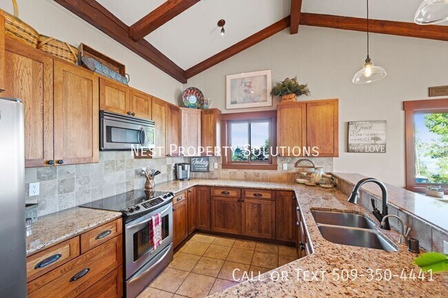 Building Photo - 4839 Rd 6.5 NE