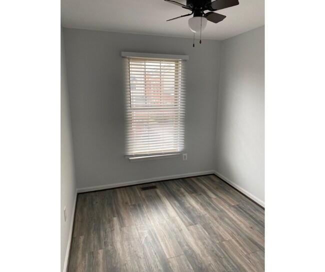 Building Photo - 306 N Fremont Ave