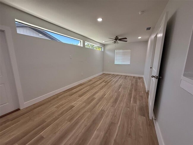 Building Photo - 4106 W Norma Ave