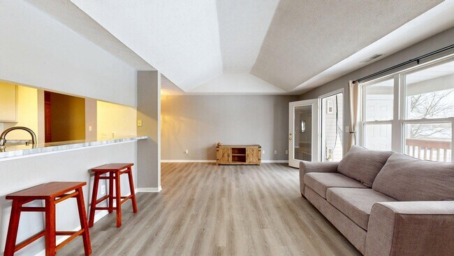 Building Photo - 1265 Millbrook Trail