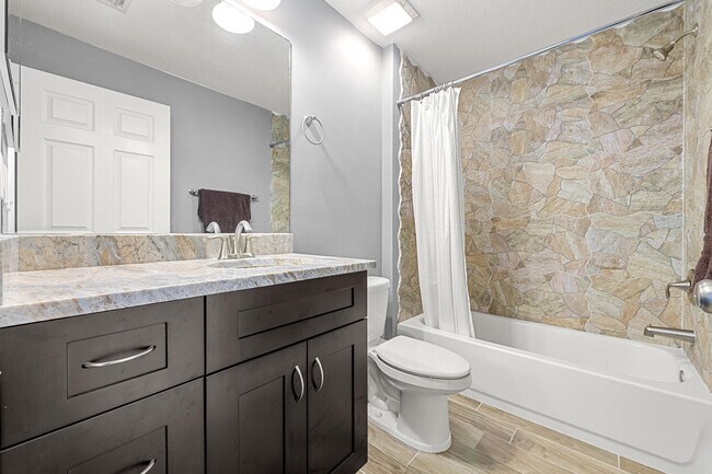 Building Photo - 1280 SW Kalevala Dr