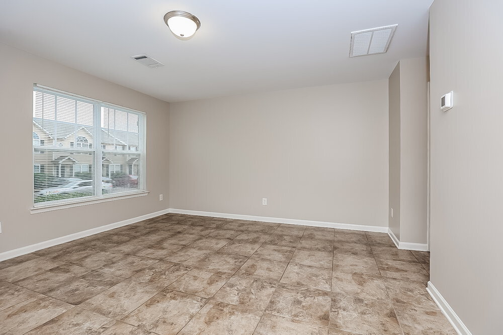 Building Photo - 8055 Logan Dr
