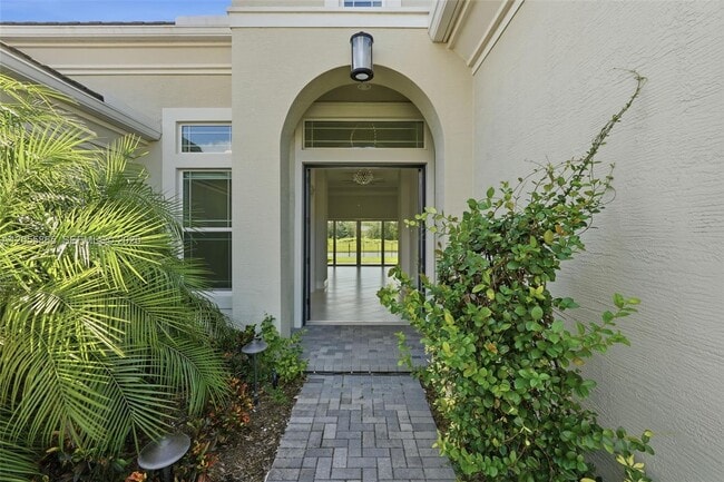 Building Photo - 4662 Estates Cir