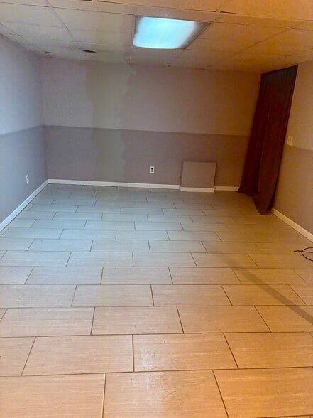 Building Photo - 324 Chestnut Heights Dr