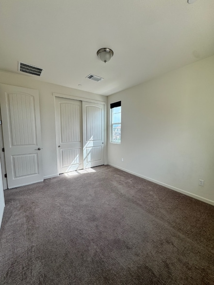Building Photo - 4389 Natomas Central Dr