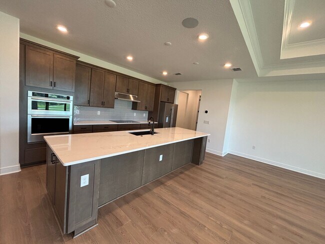 Building Photo - 6360 SW 82nd Terrace