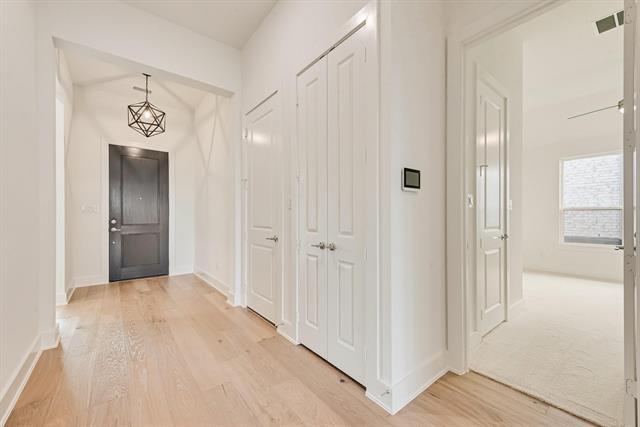 Building Photo - 609 Cork Dr