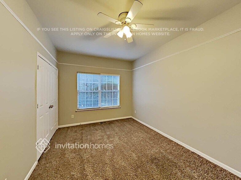 Building Photo - 11023 Sycamore Club Dr