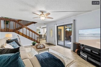 Building Photo - 3808 Saxon Dr