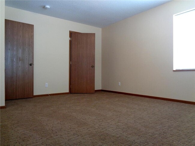 Building Photo - 1706 Lincoln Ave