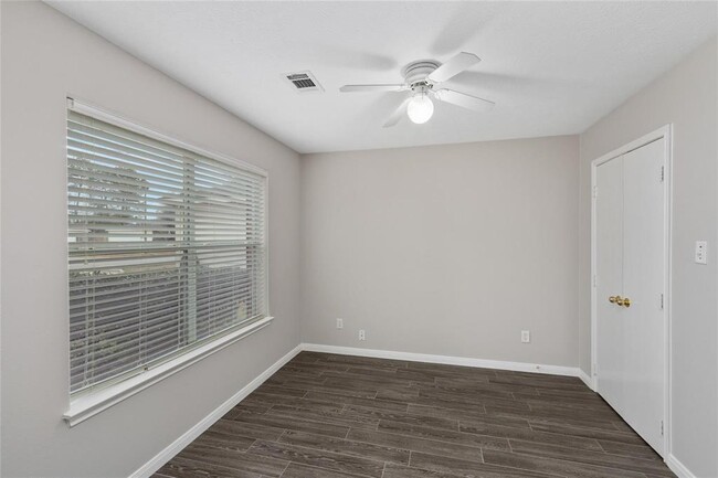 Building Photo - 16302 Many Trees Ln