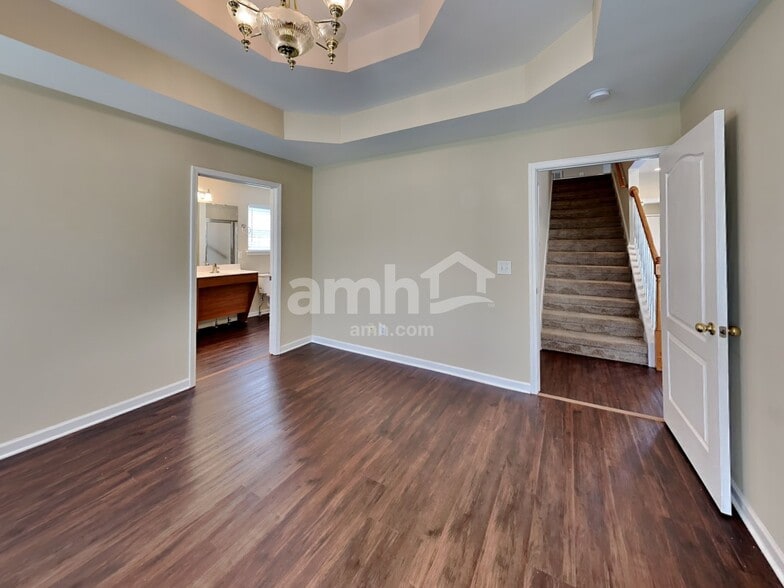 Building Photo - 1442 Saddle Brk