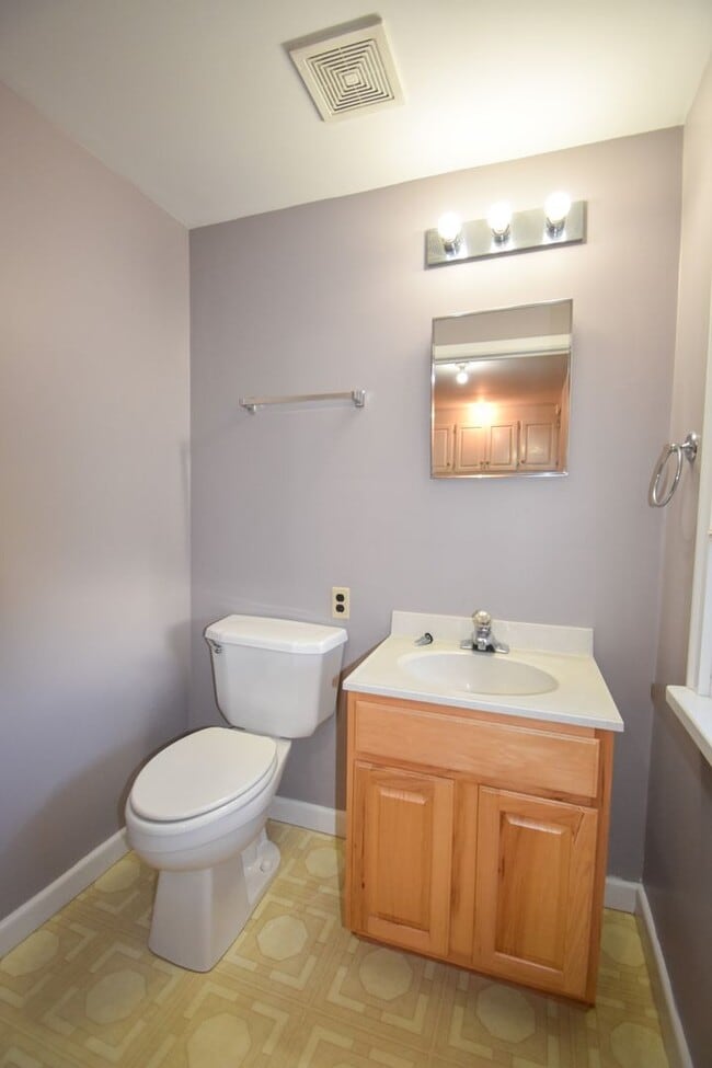 Building Photo - Large Home in Loganton with 1 Car Garage!