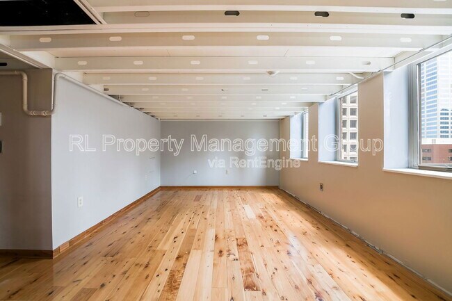 Building Photo - 110 N 3rd St