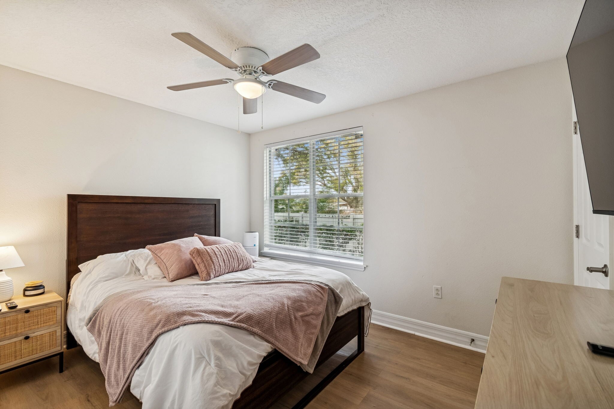 First floor bedroom - 4543 Bay Spring Ct