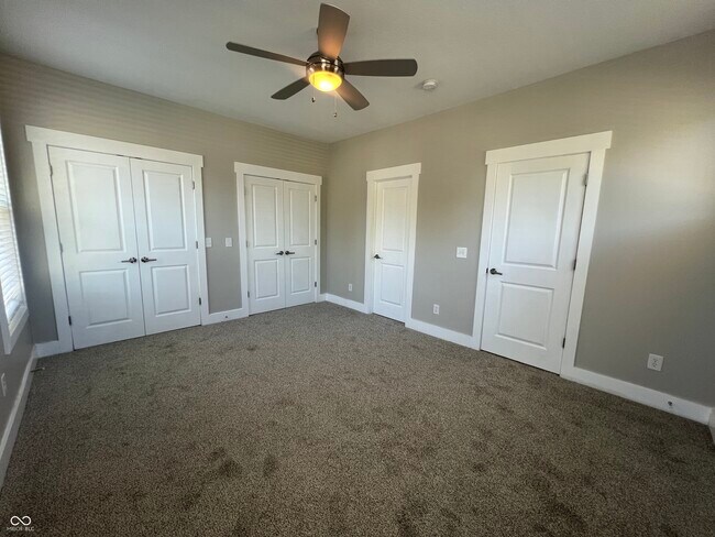 Building Photo - 4077 Rookwood Ave