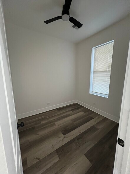 Building Photo - 3626 W Grenshaw St