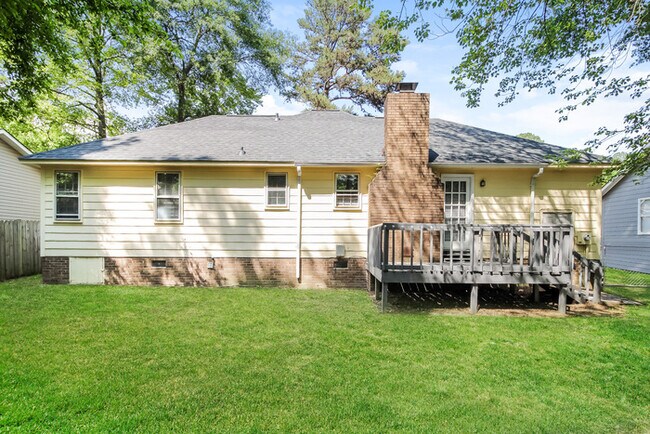 Building Photo - 528 Parlock Road