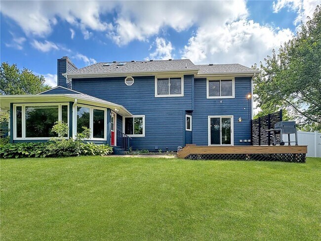 Building Photo - 15612 Canyon Ridge