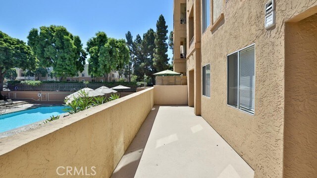 Building Photo - 8889 Caminito Plaza Centro