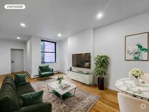 Building Photo - 523 W 49th St