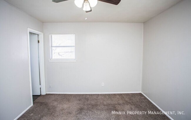 Building Photo - 3403 Bangor Dr