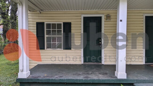 Building Photo - 110 Hogan Rd
