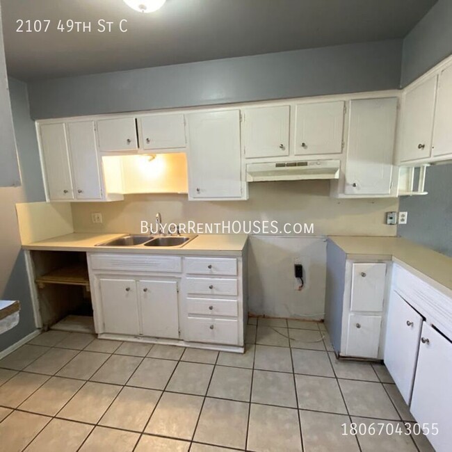 Building Photo - $499 Move-In Special (+ admin fee) + $0 De...