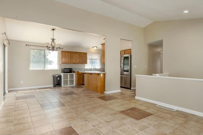 Building Photo - 14853 Burger Ln
