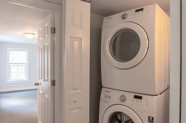 Building Photo - Hayden Road - 414 G