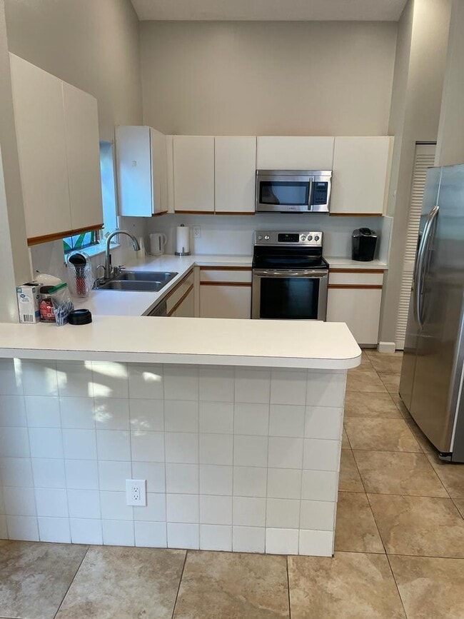 Building Photo - 7938 Villa Nova Dr
