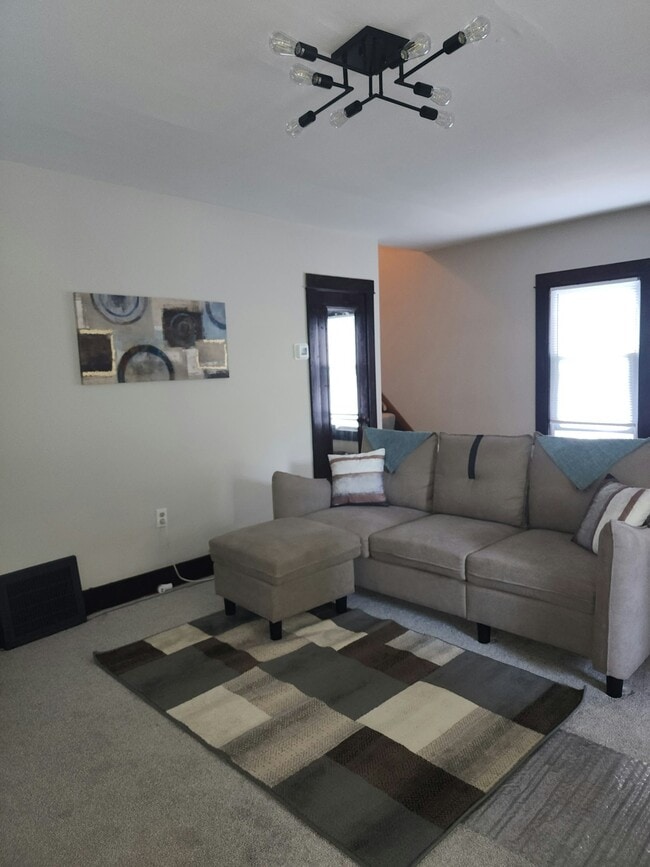 Building Photo - 1448 Franklin Ave