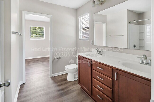 Building Photo - 2751 Bramble Ridge Ct