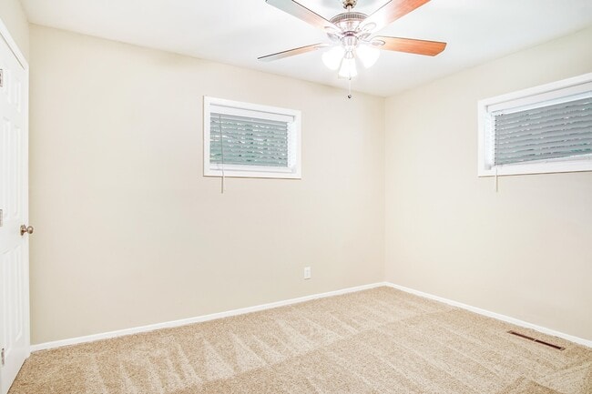 Building Photo - 3693 Larkspur Terrace