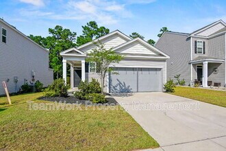 Building Photo - 643 Silver Spruce St