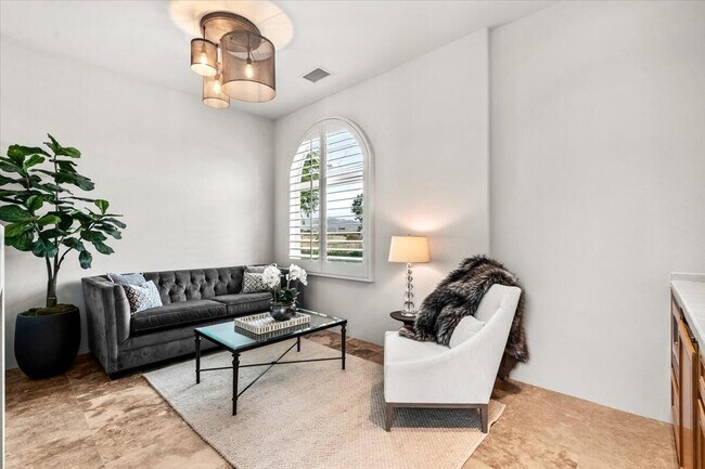 Building Photo - 79910 Mission Dr E