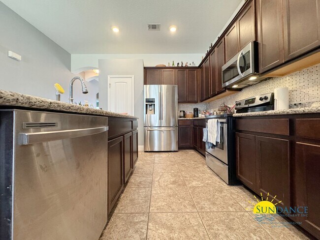 Beautiful 3 Bedroom Home in Bon - Beautiful 3 Bedroom Home In Bon View Commu Milton Fl Building Photo