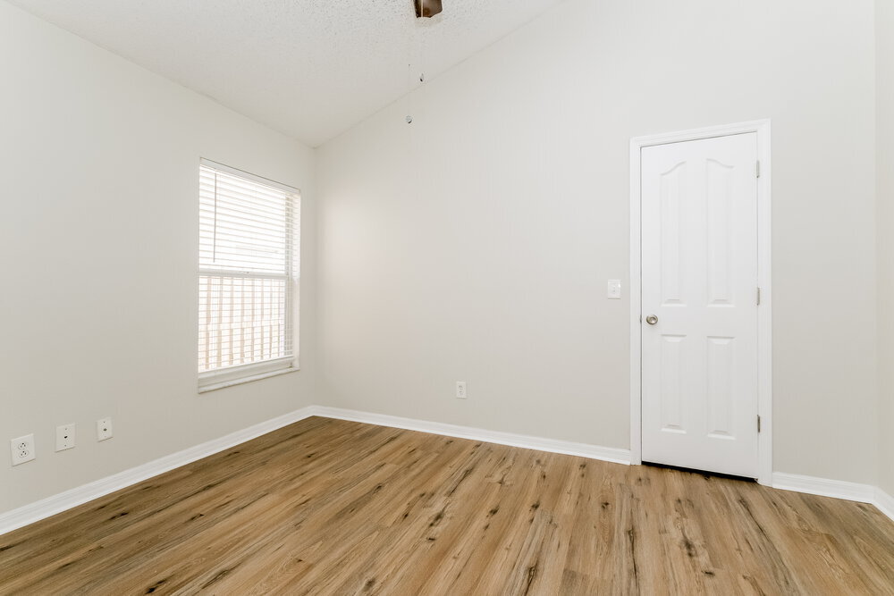 Building Photo - 1505 Scotch Pine Dr