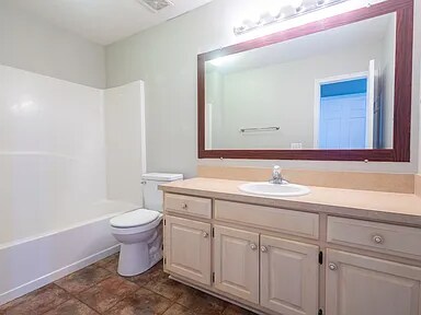 Building Photo - 2566 Barron Ct