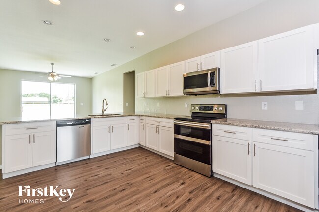 Building Photo - 1397 Normandy Heights Cir