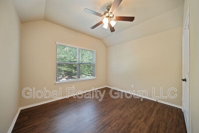 Building Photo - 417 Cattle Run