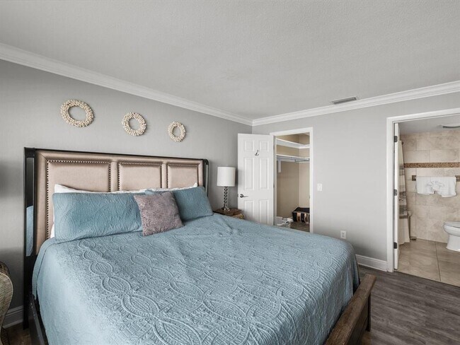 Building Photo - 185 Brightwater Dr