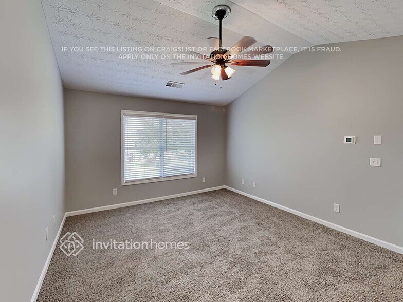 Building Photo - 207 Winterbury Dr