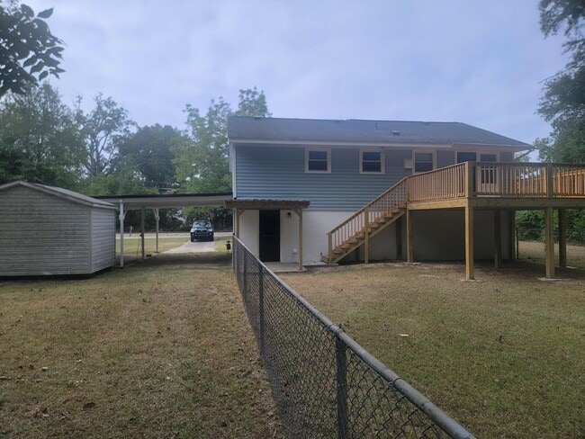 Building Photo - 322 N Hicks St