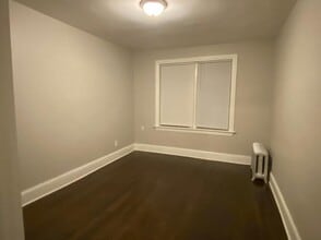 Building Photo - 2 bedroom in Chicago IL 60620